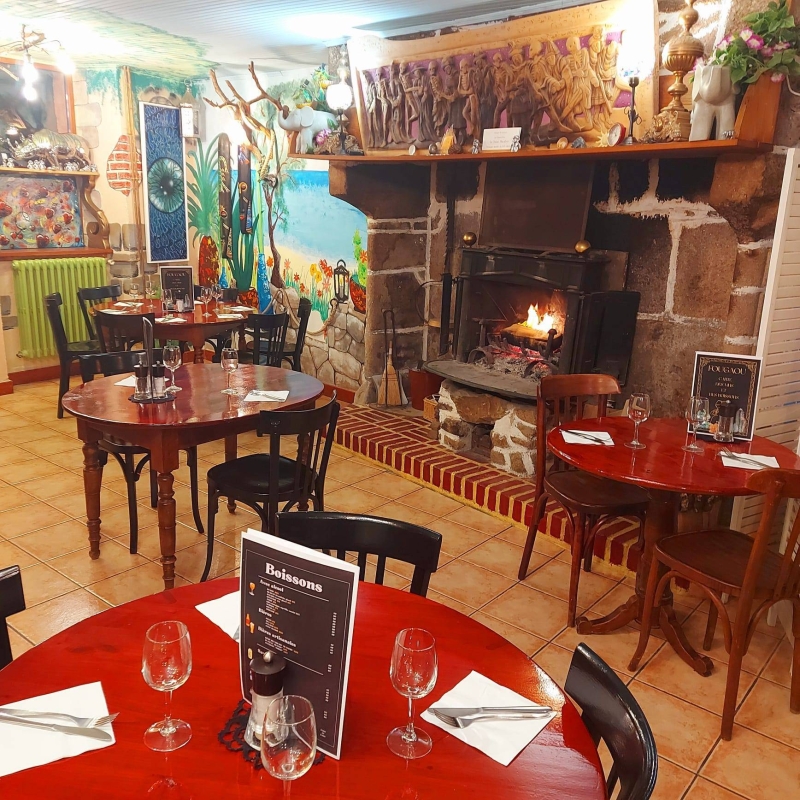 Le restaurant - Le Fougaou -la-chaise-dieu - meilleur resto LA CHAISE-DIEU